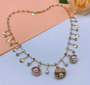 Seabreeze Sparkle Shell Necklace