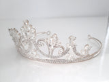 Exquisite Crystal Swirl Tiara