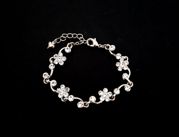 Simple Crystal Bracelet with Flower Detail